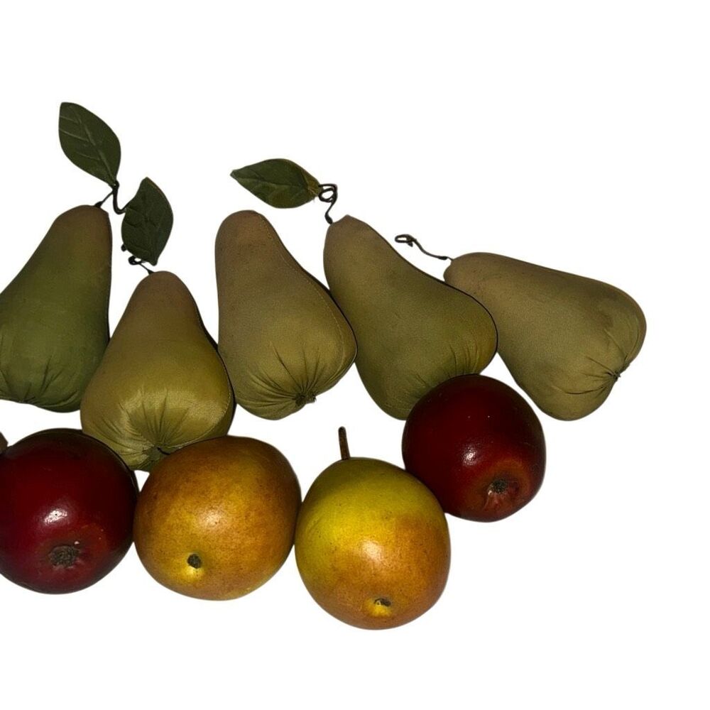 Lot of 9 decorative Fruit pears and apples